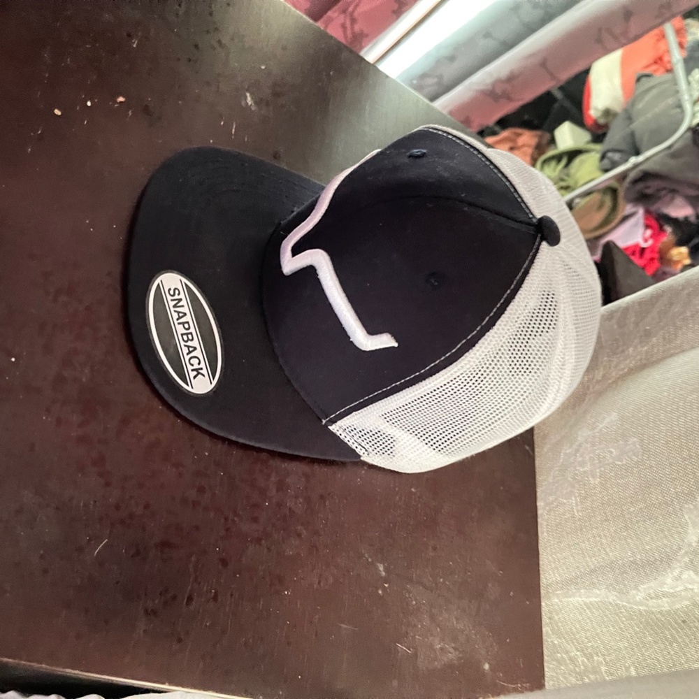kimes hat - Picture 2 of 4